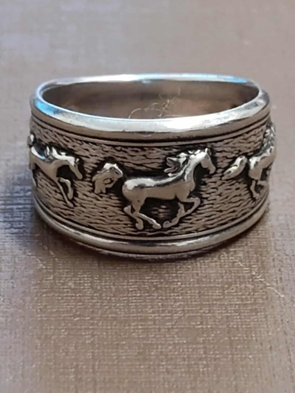 Kabana .925 Sterling Silver Running Horses, Women's ring, size 7